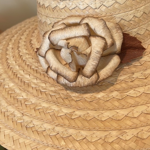 Liz Claiborne straw hat - Picture 2 of 8
